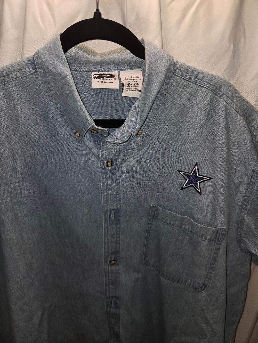 Men's Light Blue Denim Button-Down Shirt with Dallas Cowboys Star